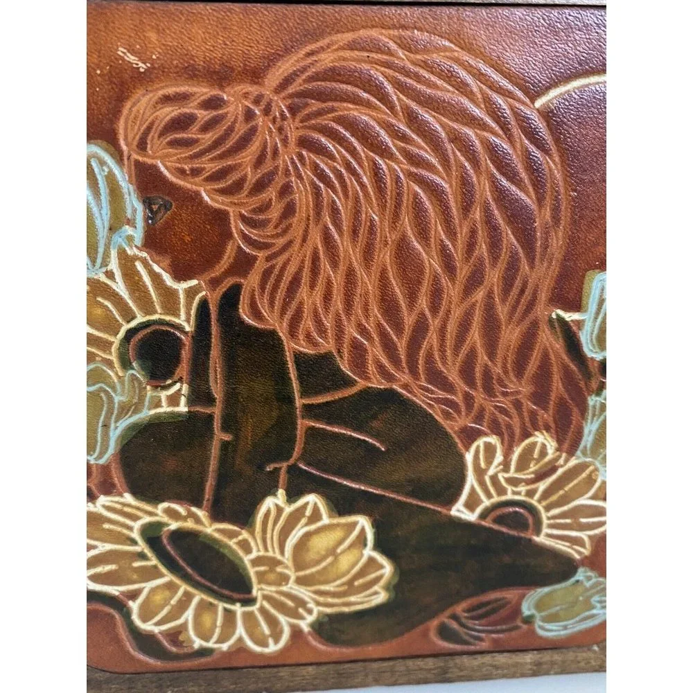 Vintage Hand Carved Hand Painted Wood Hinged Box‎ Voluptuous Woman W Flowers 6X6